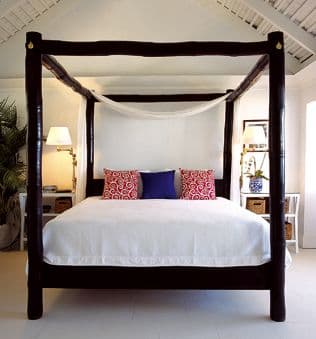 Round Hill 4 Poster Bed